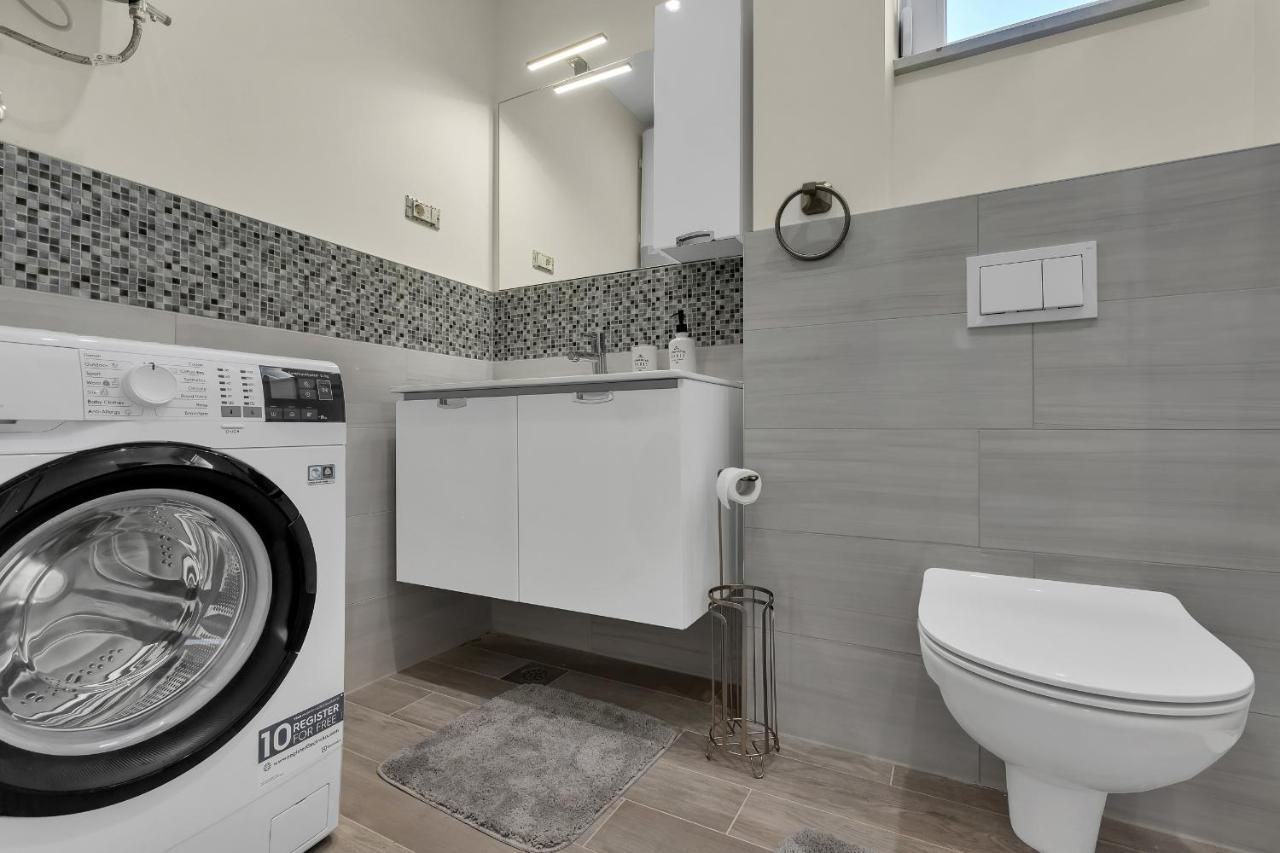 Apartments White House Rastovac Zagvozd Kültér fotó